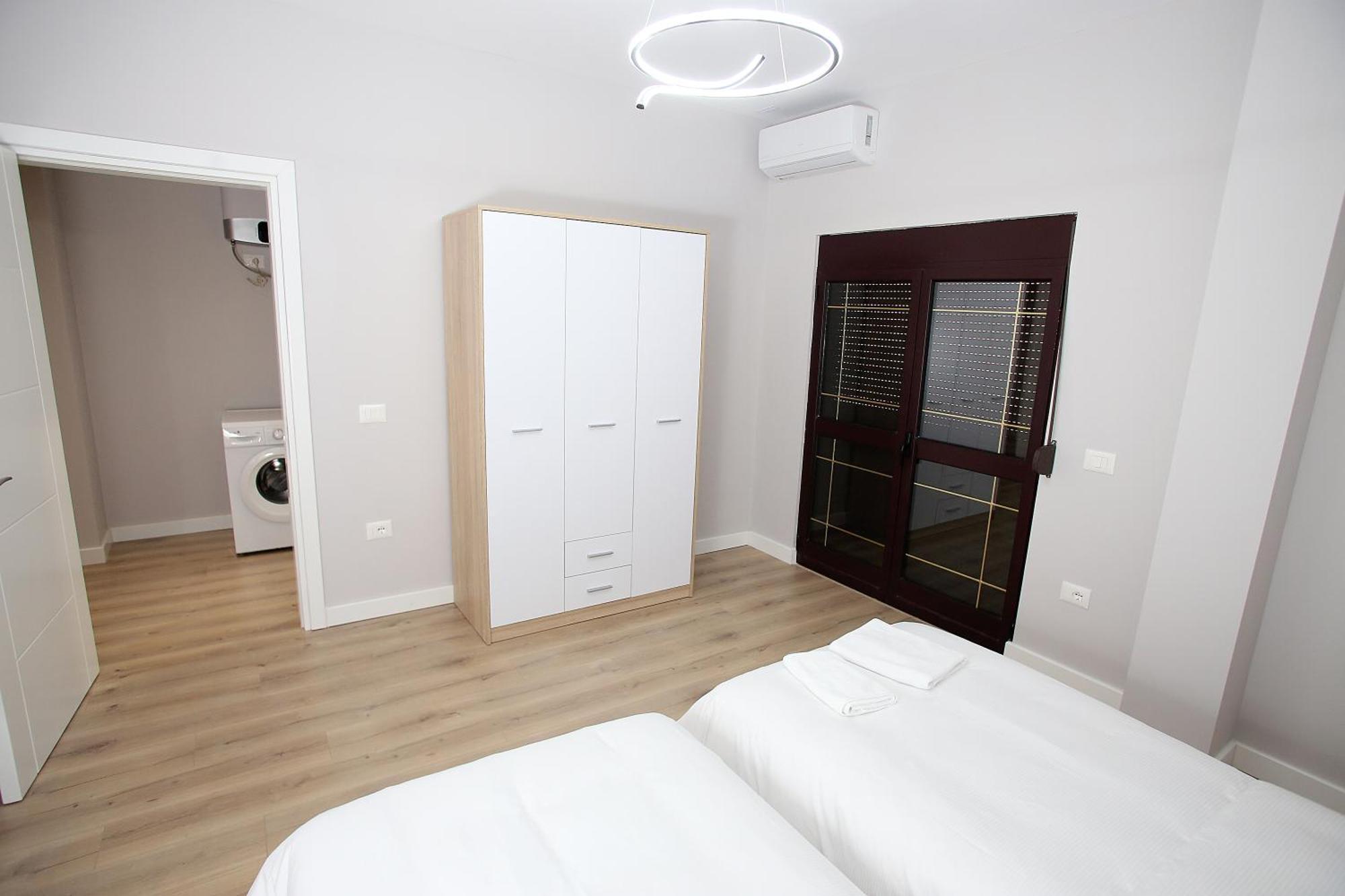The Met Apartments Durres Exterior photo